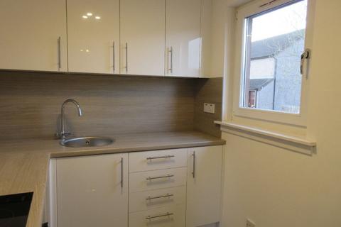 1 bedroom flat to rent, Thirlestane Place, Dundee, DD4