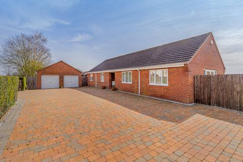 3 bedroom detached bungalow for sale - Sandy Bank Road, New York, Lincoln, Lincolnshire, LN4