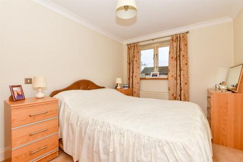 2 bedroom flat for sale, Magazine Road, Ashford, Kent
