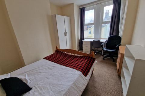 4 bedroom terraced house to rent, Coleman Street, BRIGHTON BN2