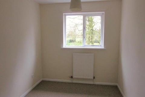 3 bedroom semi-detached house to rent, Regency Avenue, King's Lynn, PE30