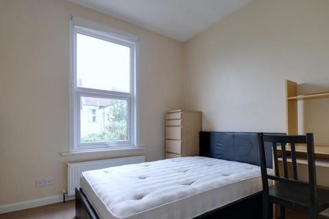 6 bedroom house to rent, Brading Road, Brighton