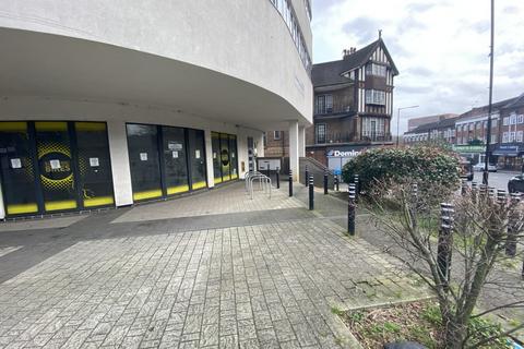 Retail property (high street) to rent, Purley CR8