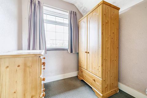 60 Maida Avenue, London, E4 7JJ