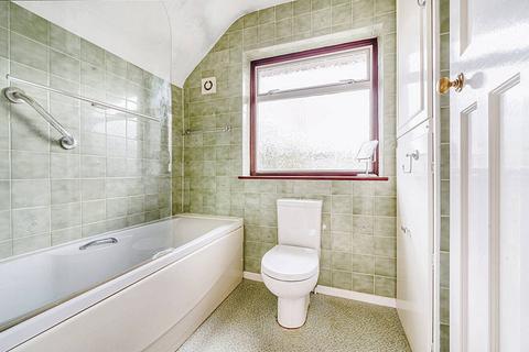 60 Maida Avenue, London, E4 7JJ