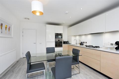 2 bedroom apartment for sale - Inglis Way, Fiennes Building, Mill Hill