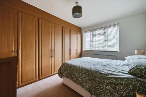 2 Priory Crescent, Sutton, SM3 8LT