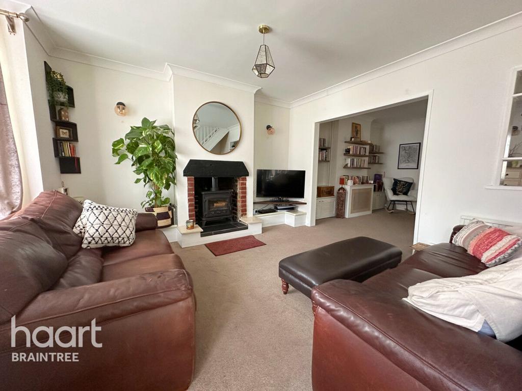 Coggeshall Road, Braintree 3 bed semidetached house for sale £340,000