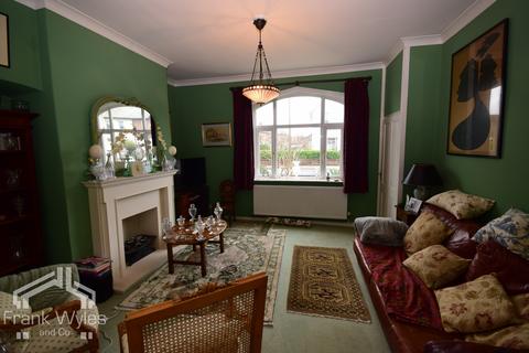 2 bedroom terraced house for sale - Church Road, Lytham St Annes, FY8