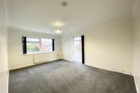 1 bedroom flat for sale, Byfield Court, Station Road, West Horndon