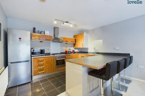 2 bedroom flat for sale, Manton Road, Lincoln, LN2