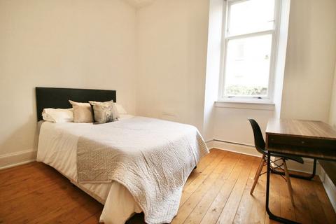 4 bedroom flat to rent, Carnarvon Street, Glasgow, G3