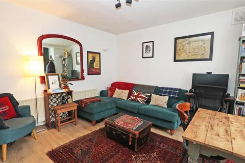 1 bedroom apartment for sale, Sanderstead Road, South Croydon, South Croydon