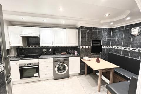 3 bedroom apartment to rent - Lilestone Street, Marylebone NW8