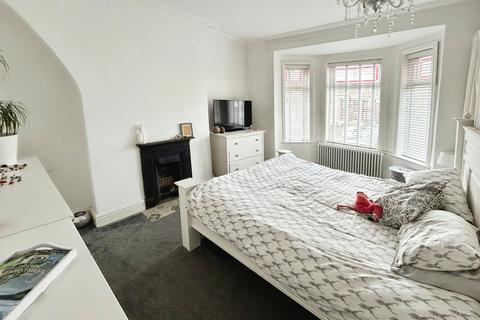 41 Devonshire Road, Salford, M6 8HZ