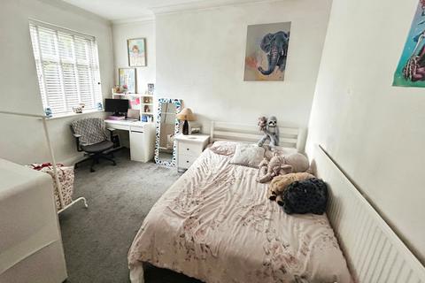 41 Devonshire Road, Salford, M6 8HZ