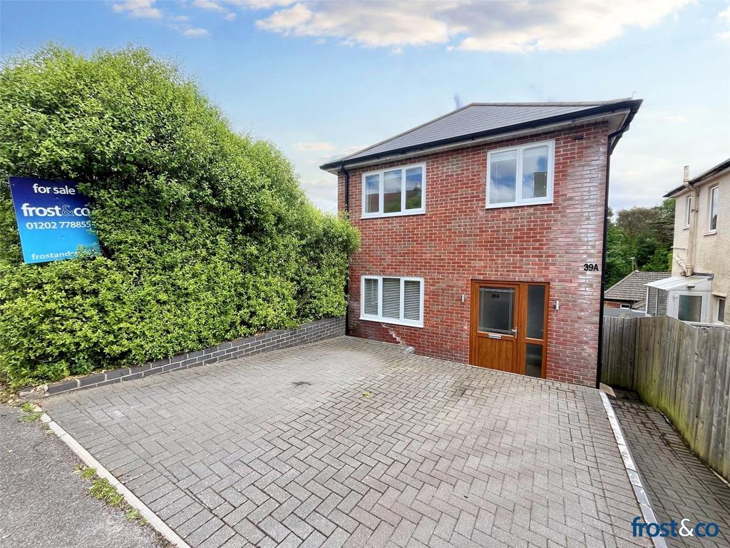 James Road, Parkstone, Poole, Dorset... 3 bed detached house for sale