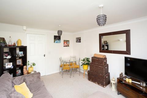 2 bedroom end of terrace house to rent - Ennerdale Drive, Watford, Hertfordshire, WD25