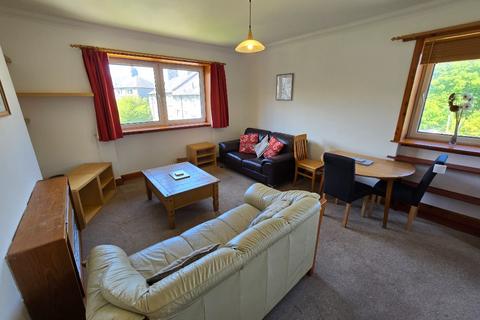 3 bedroom flat to rent, Willowbank Road, City Centre, Aberdeen, AB11