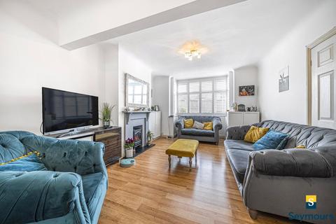27 Ash Grove, Guildford, GU2 8UT