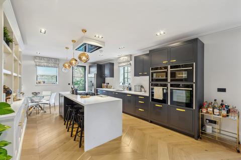 3 bedroom semi-detached house for sale, Ropemakers Fields, Limehouse, London, E14