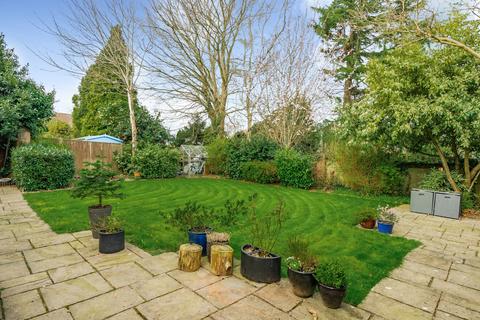 6 Cherry Drove, Horton Heath, Eastleigh, SO50 7DS