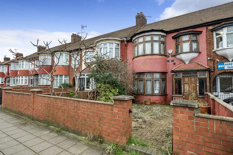 3 bedroom terraced house for sale - Morecombe Terrace, London, N18