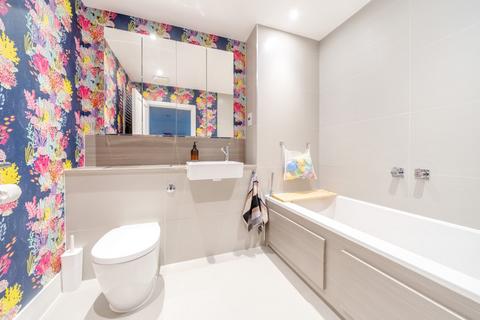 2 Eversleigh Place, Beckenham, BR3 1DF