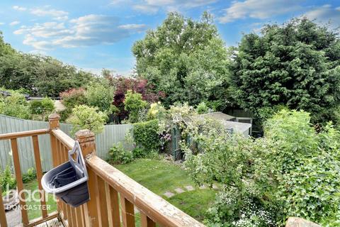 65 Ash Dale Road, Warmsworth, Doncaster, DN4 9NG