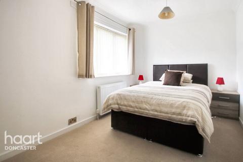 65 Ash Dale Road, Warmsworth, Doncaster, DN4 9NG