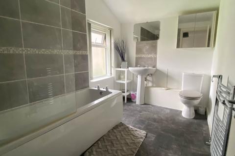 29 Bardsley Street, Oldham, OL4 2JE