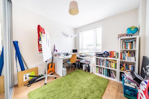 2 bedroom flat for sale, Heron Way,  Maidenhead,  SL6