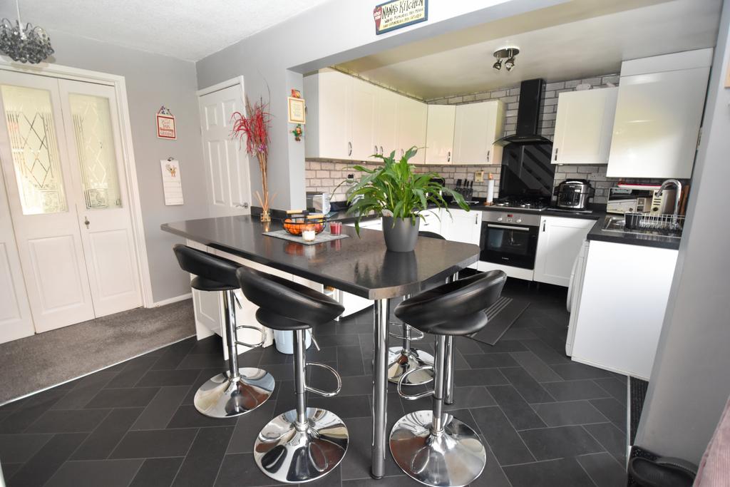 Lock Lane, Partington, M31 3 bed bungalow for sale £269,950