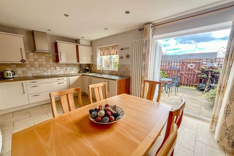 3 bedroom terraced house for sale, Baltic Court, South Shields