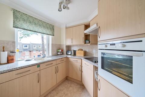 1 bedroom retirement property for sale, Windsor,  Berkshire,  SL4