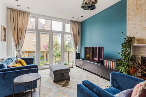 3 bedroom apartment for sale, Hazlewell Road, Putney, London, SW15