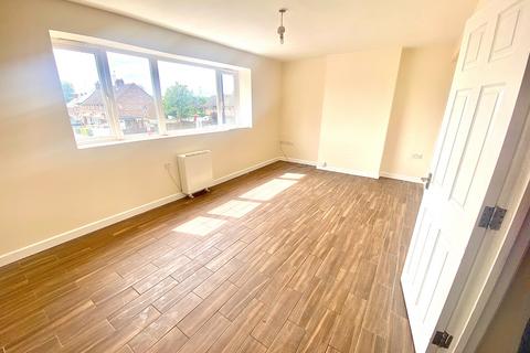 3 bedroom flat to rent - Cresswell Crescent, Walsall WS3
