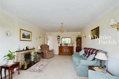 3 bedroom detached bungalow for sale - Walcot Rise, Diss