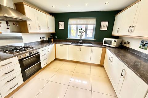 5 bedroom detached house for sale, Railway Close, Pipe Gate, TF9