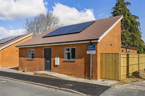 2 bedroom detached bungalow for sale, Cross Road, Cholsey, OX10