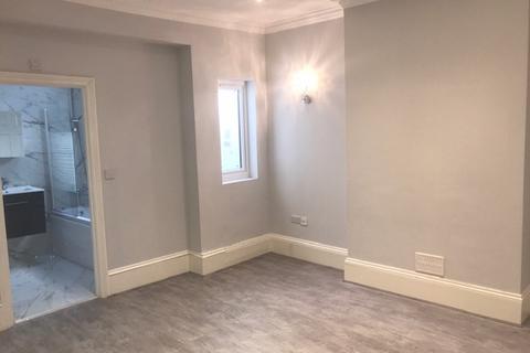 2 bedroom flat to rent - Whitehorse Lane, South Norwood, SE25