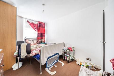 3 bedroom flat for sale, Bow , E3 3RA