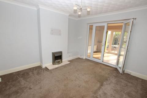 3 bedroom semi-detached house for sale, Barnsley Road, Brierley