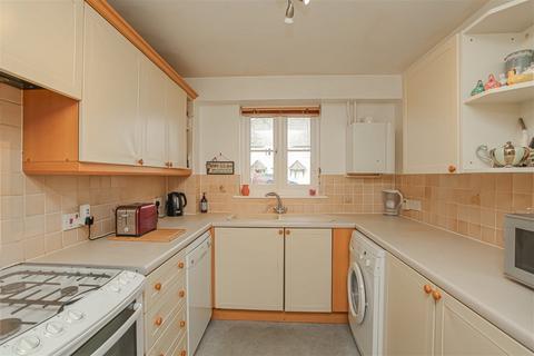 14 Bartholomew Close, Ducklington, Witney, OX29 7UJ