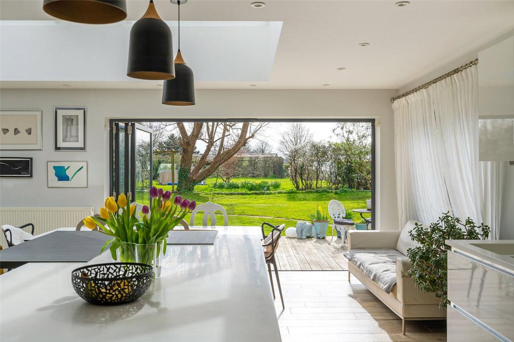 Bi Folds