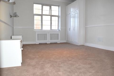 2 bedroom flat for sale, WINDSOR COURT, GOLDERS GREEN ROAD, GREATER LONDON, NW11