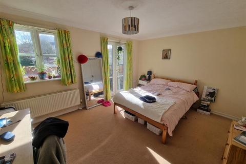 4 bedroom house to rent, Kensington Road, Plymouth PL4