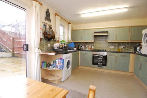 4 bedroom house to rent, Kensington Road, Plymouth PL4