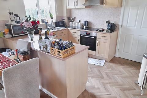 3 bedroom detached house for sale, Meillionydd, Adfa SY16