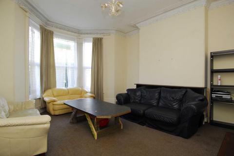 9 bedroom house to rent, Lipson Road, Plymouth PL4